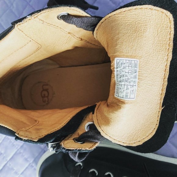 UGG men shoes/ black/ size 11 - Picture 6 of 8